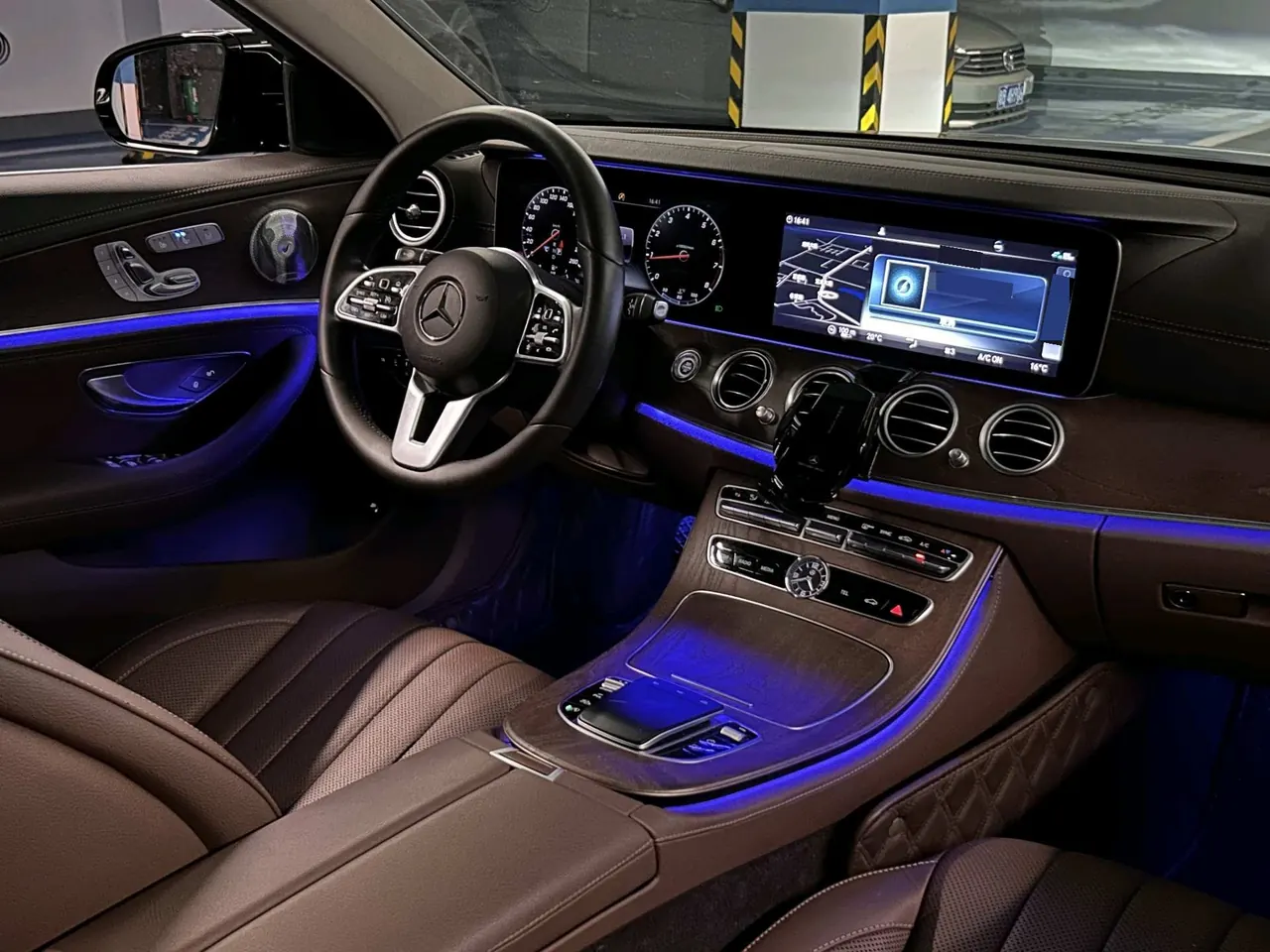 Mercedes Benz E-Class 2020 E 300 L 2.0T Special Edition (Modified) Automatic Gear 10