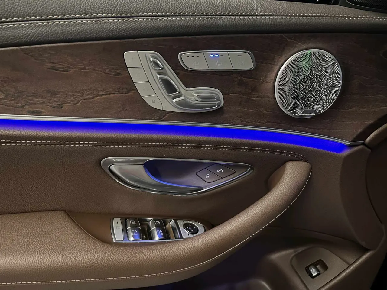 Mercedes Benz E-Class 2020 E 300 L 2.0T Special Edition (Modified) Automatic Gear 11