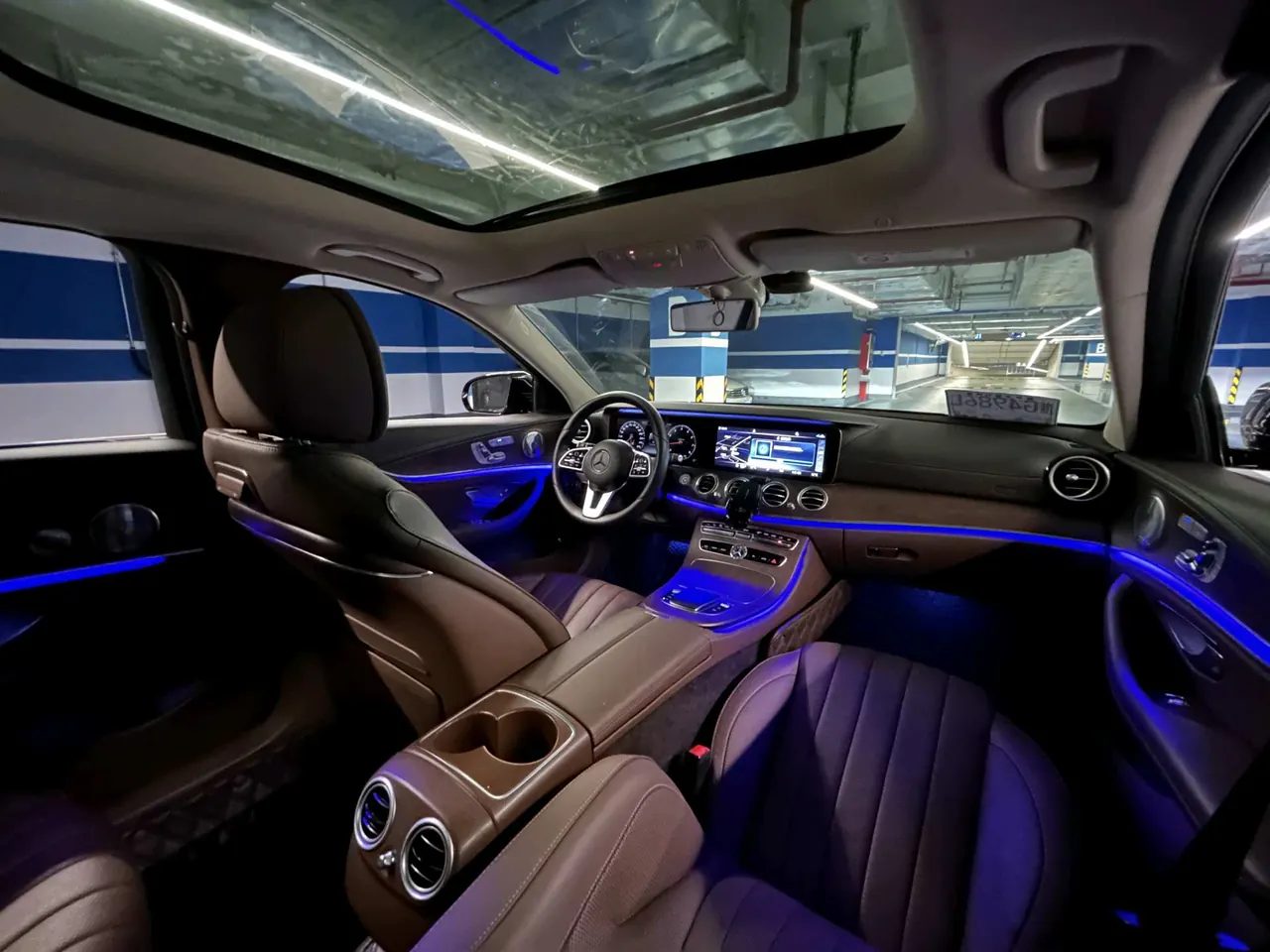 Mercedes Benz E-Class 2020 E 300 L 2.0T Special Edition (Modified) Automatic Gear 12