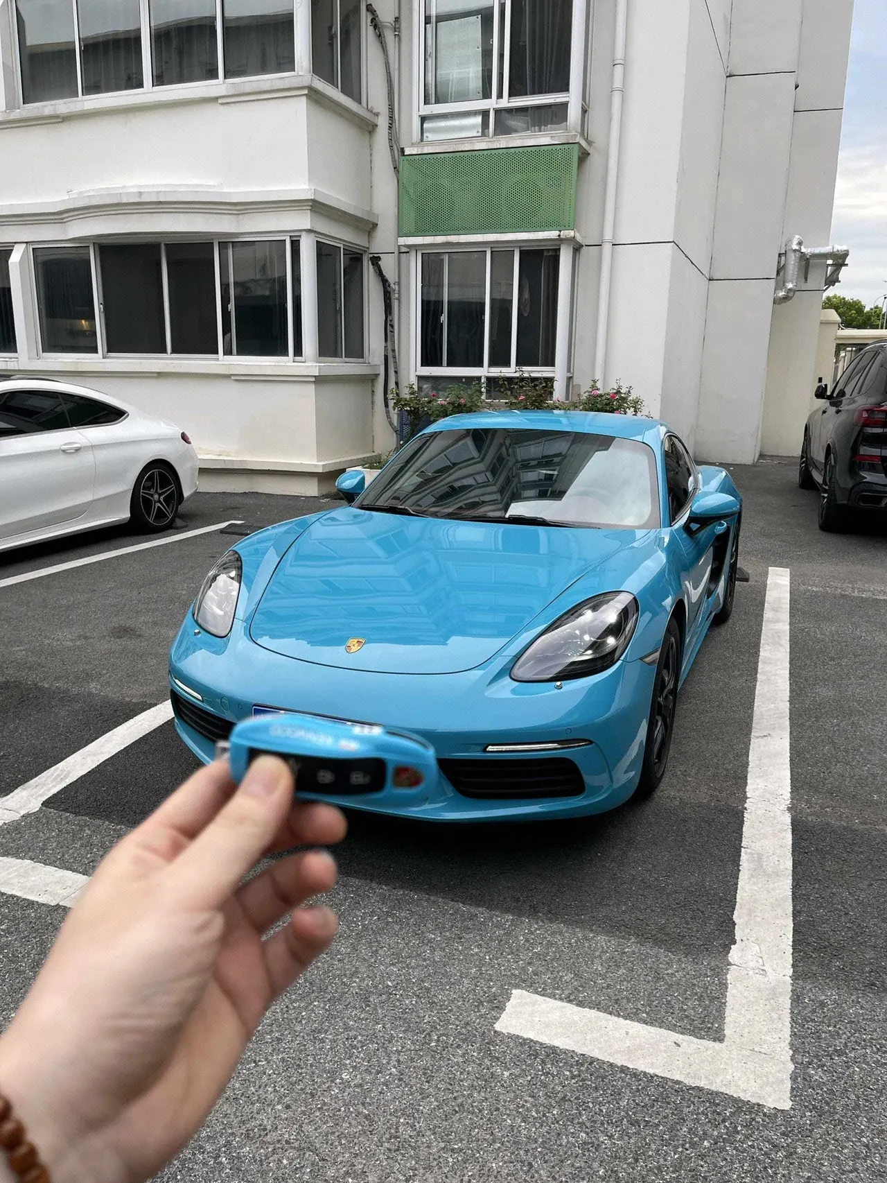 Open image lightbox: Porsche 718 (Imported) 2020 718 Carman 2.0T Automatic