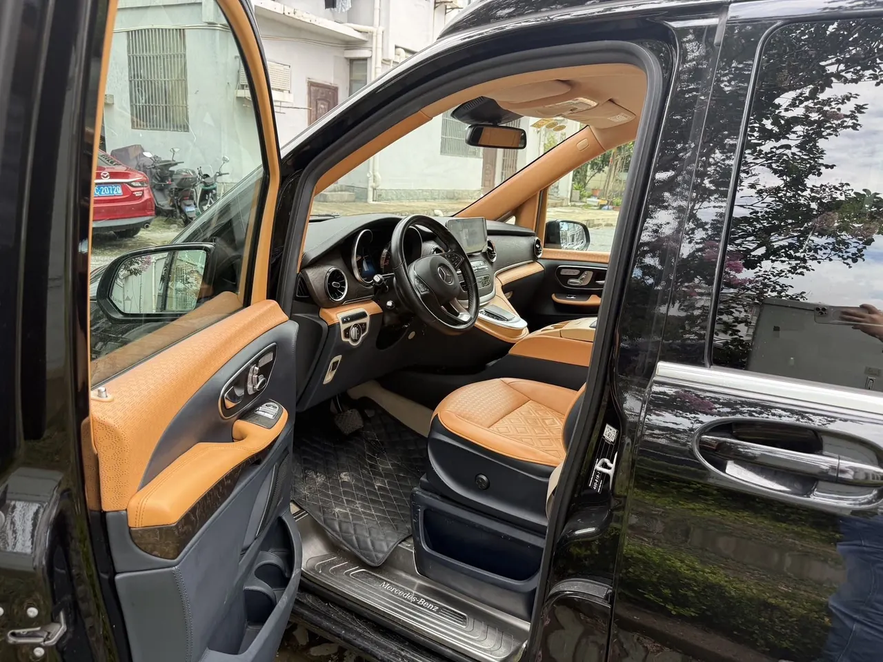 Mercedes Benz V 2020V 260 L 2.0T Deluxe Edition Automatic Gear 5
