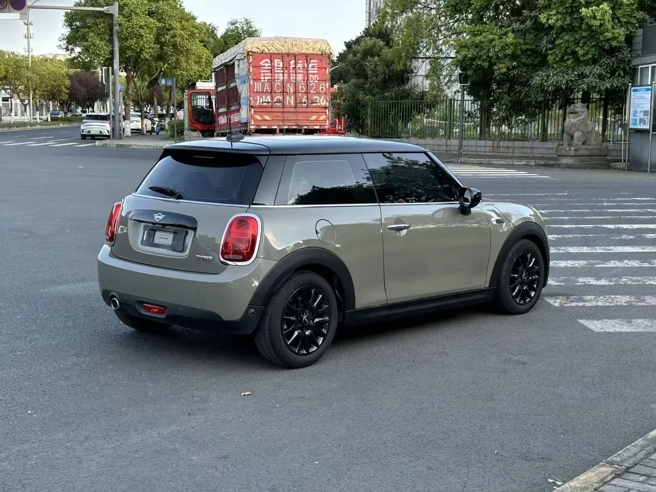 MINI Mini (Imported) 2020 Mini Cooper 1.5T Classic Auto 4