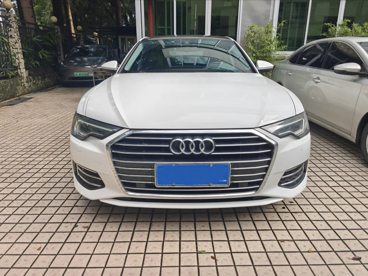 Audi 2020 A6L 2.0TFSI 40TFSI Deluxe Elegant Automatic 2