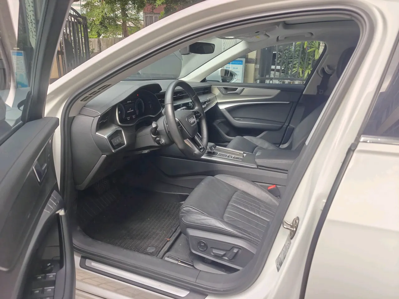 Audi 2020 A6L 2.0TFSI 40TFSI Deluxe Elegant Automatic 4