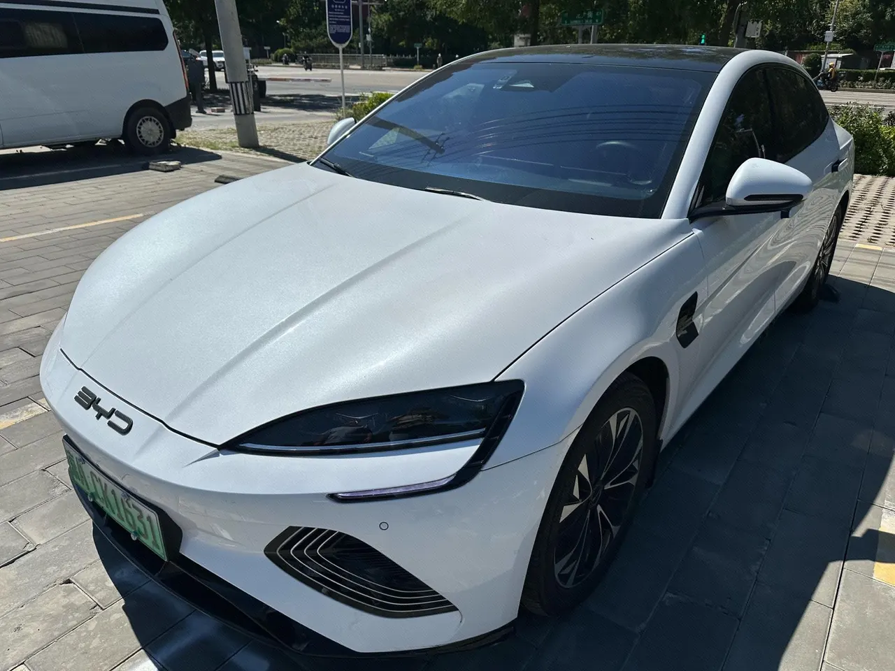 Open image lightbox: BYD 2022 Seal 550km Standard Endurance Rear Drive Premium Automatic Gear