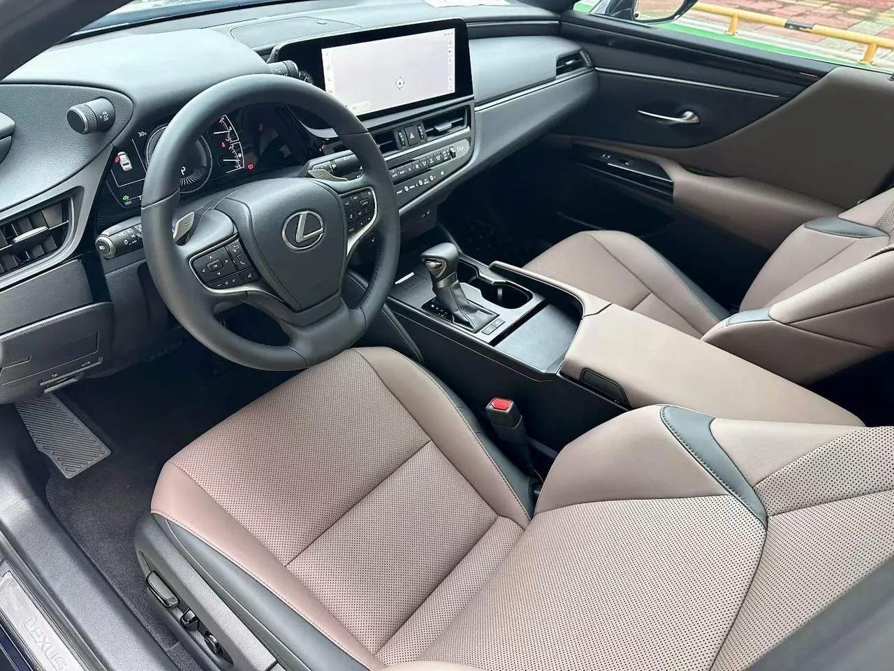 Lexus ES (Imported) 2022 ES300h 2.5 Stepless Excellence Edition Automatic Gear 5