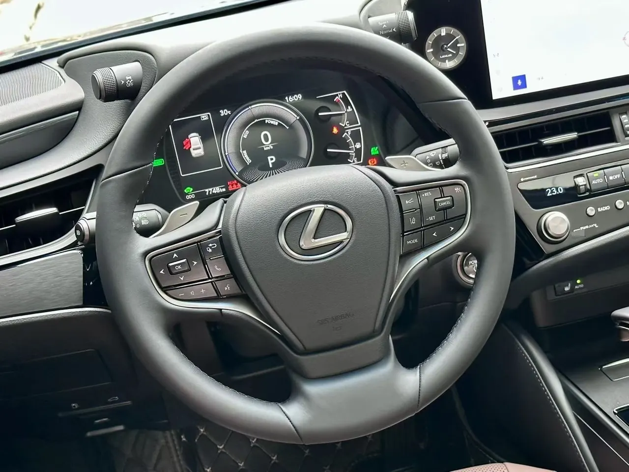 Lexus ES (Imported) 2022 ES300h 2.5 Stepless Excellence Edition Automatic Gear 8