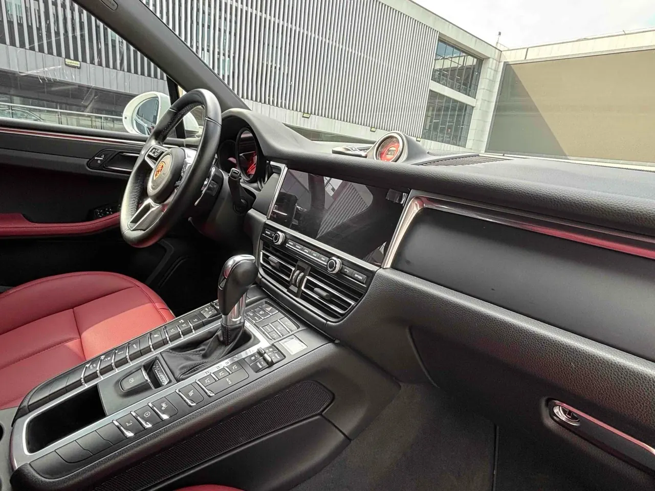 Porsche Macan (Imported) 2020 Macan 2.0T Automatic Gear 6
