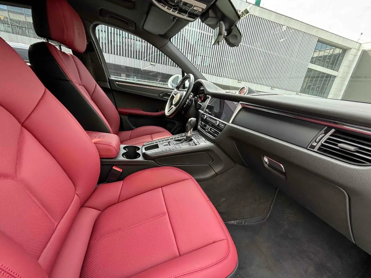 Porsche Macan (Imported) 2020 Macan 2.0T Automatic Gear 9