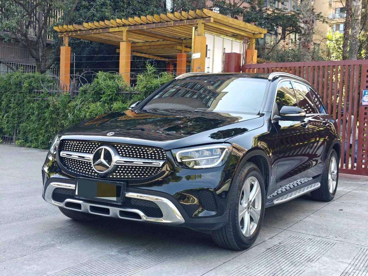 打开图片灯箱:Mercedes Benz 2020 GLC 260 L 4MATIC 2.0T Dynamic (Modified) Automatic Gear