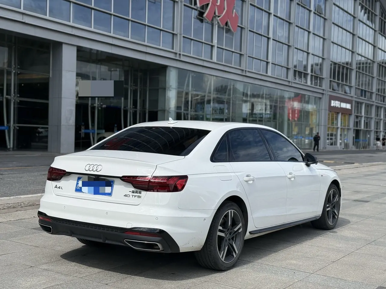 Audi 2022 A4L 2.0TFSI 40TFSI Deluxe Dynamic Automatic 4