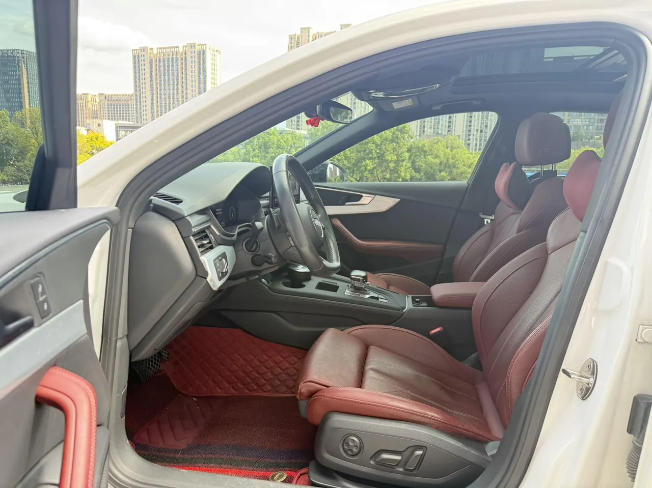 Audi 2022 A4L 2.0TFSI 40TFSI Deluxe Dynamic Automatic 6
