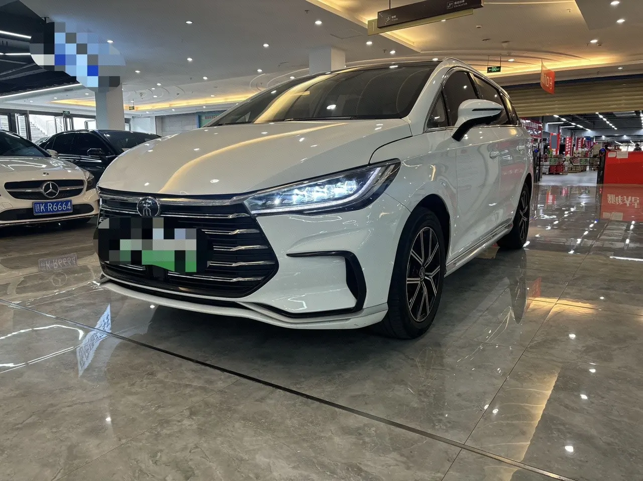 打开图片灯箱:BYD Song MAX New Energy 2022 Song MAX DM-i 1.5 Stepless 105KM Honorable Automatic Gear