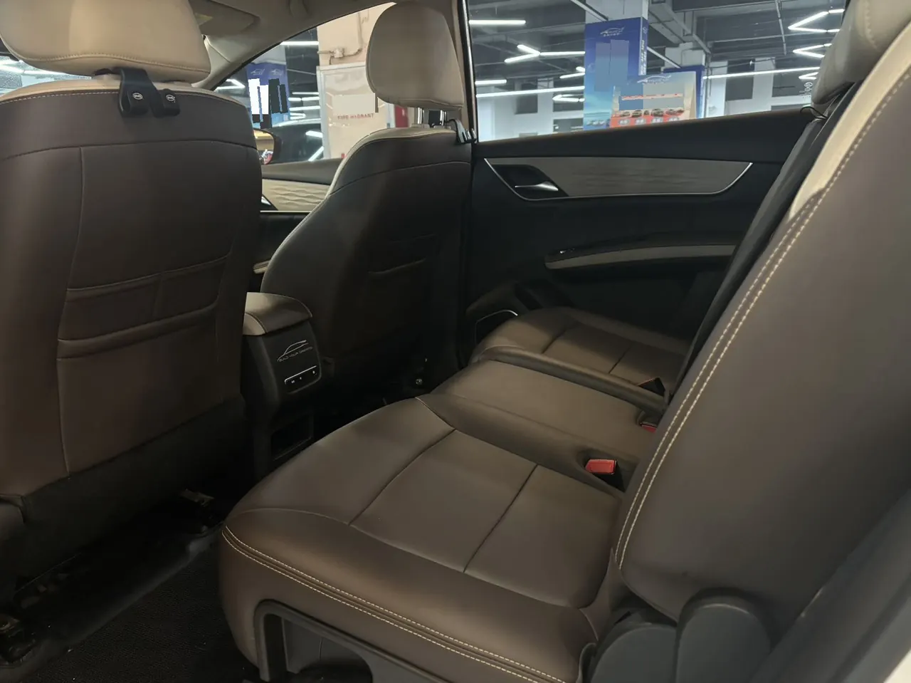 BYD Song MAX New Energy 2022 Song MAX DM-i 1.5 Stepless 105KM Honorable Automatic Gear 5