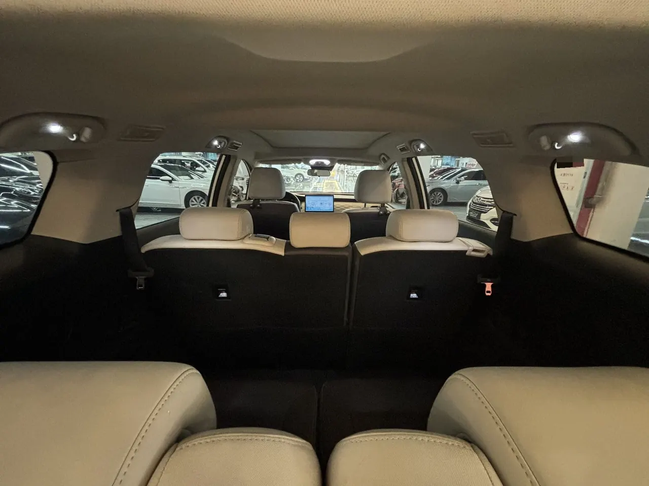 BYD Song MAX New Energy 2022 Song MAX DM-i 1.5 Stepless 105KM Honorable Automatic Gear 6