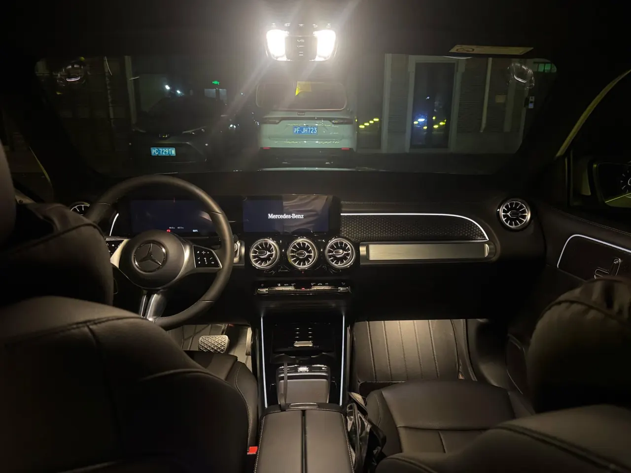 Mercedes Benz 2025 GLB 220 48V 2.0T Sporty Model Automatic 4