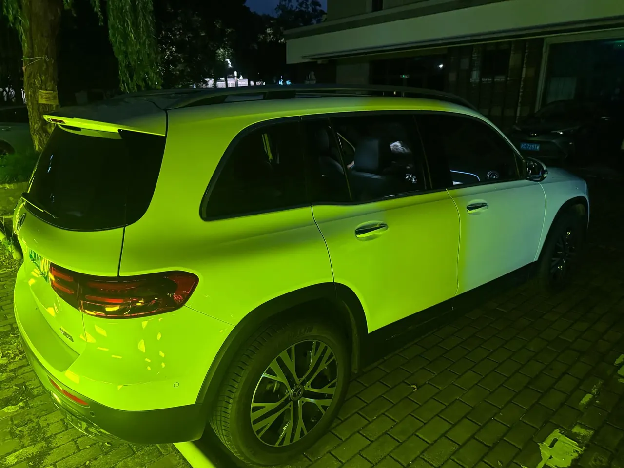 Mercedes Benz 2025 GLB 220 48V 2.0T Sporty Model Automatic 6