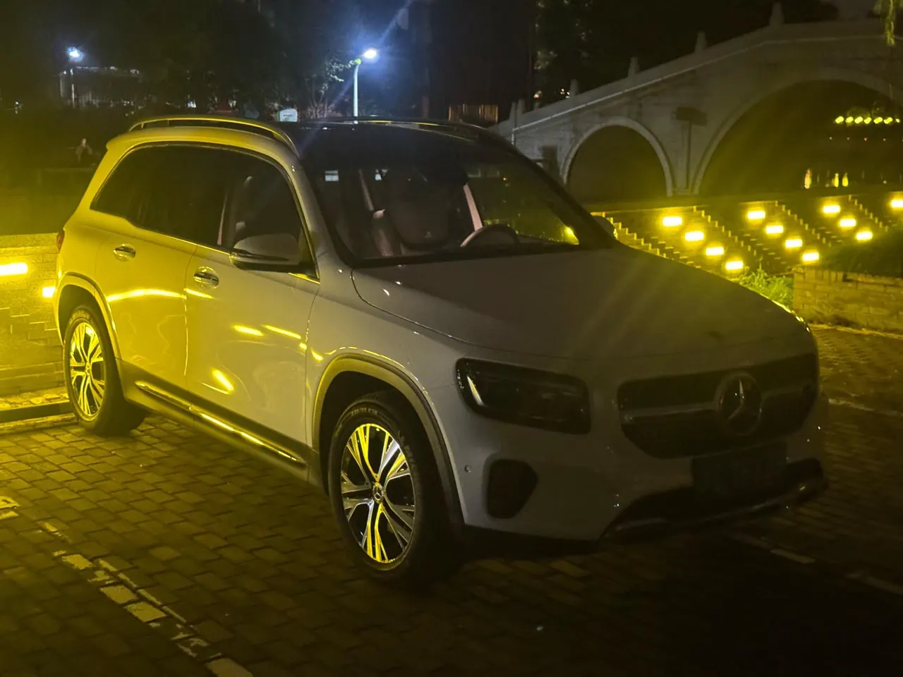 Mercedes Benz 2025 GLB 220 48V 2.0T Sporty Model Automatic 7