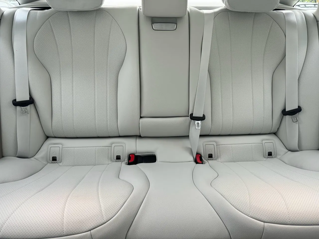Mercedes Benz 2025 EQE 500 4MATIC EQE 500 4MATIC Deluxe Edition Automatic Gear 9