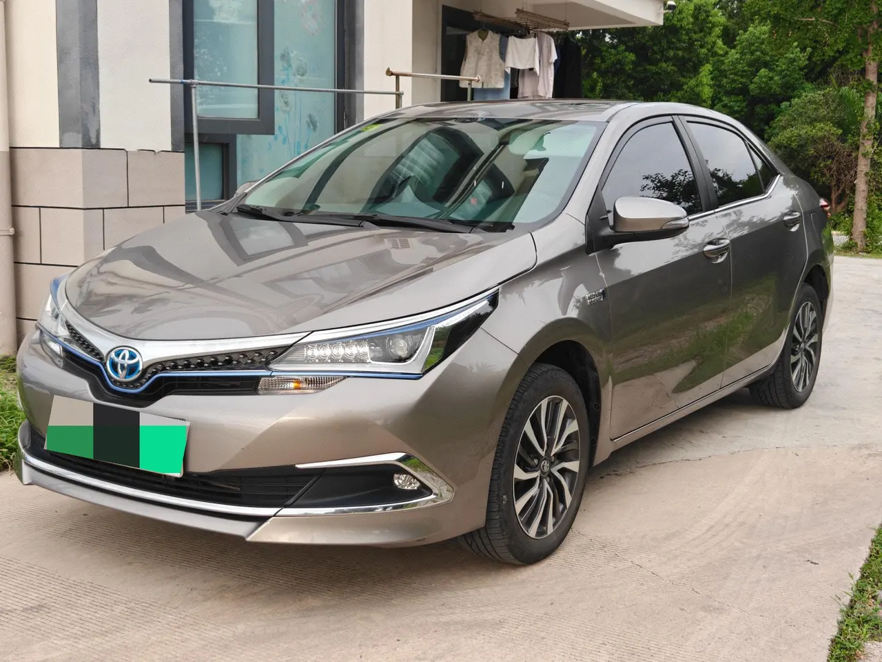 Open image lightbox: Toyota 2020 Corolla Double Engine E 1.8 Stepless Comfort Edition Automatic Gear