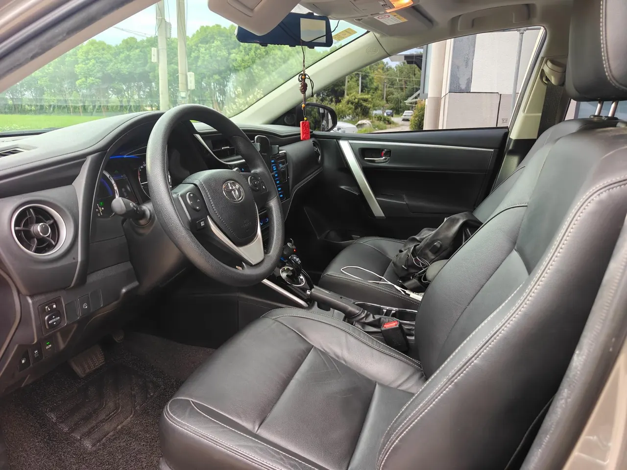 Toyota 2020 Corolla Double Engine E 1.8 Stepless Comfort Edition Automatic Gear 8