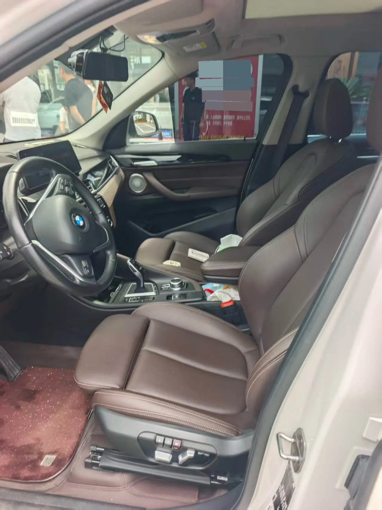 BMW 2022 X1 sDrive20Li 1.5T exclusive automatic gear 2