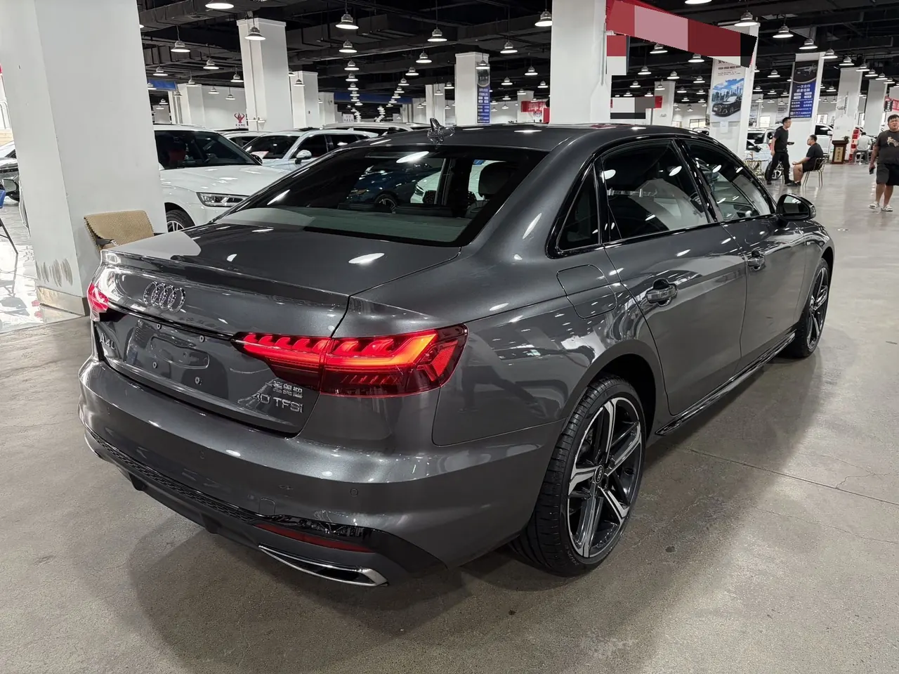 Audi 2024 A4L 2.0TFSI 40TFSI Deluxe Dynamic Automatic 7