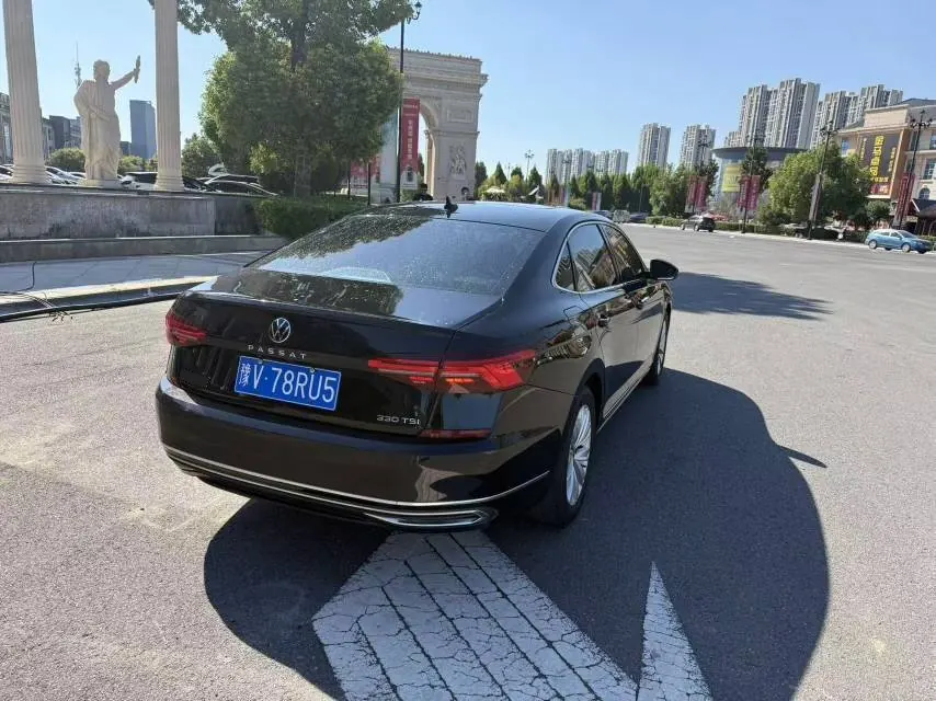 Volkswagen 2020 Passat 2.0TSI 330TSI Elite Edition Automatic 4