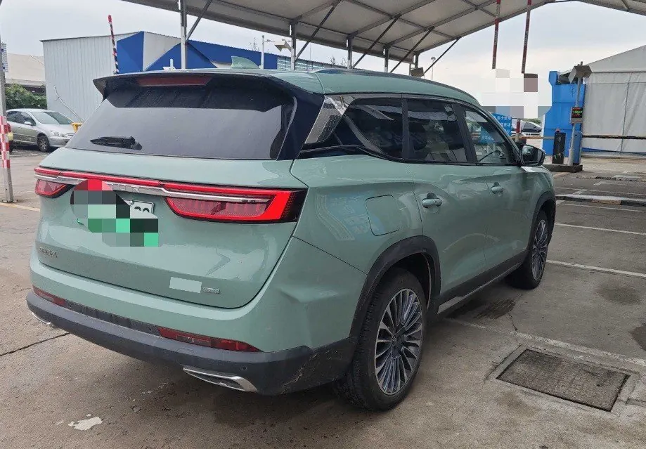Jetour 2023 ShanHai L9 1.5TD Max7 automatic gear 6
