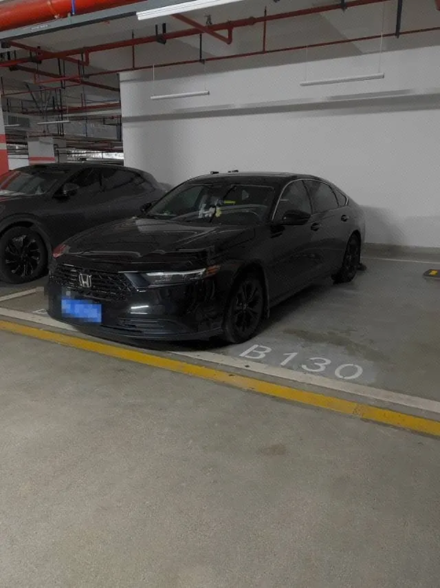 Open image lightbox: Honda 2025 11th Generation Accord 1.5T Stepless 260TURBO Deluxe Automatic Gear
