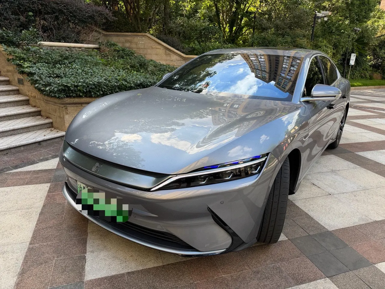 打开图片灯箱:BYD 2020 Han four-wheel drive high-performance flagship automatic gear