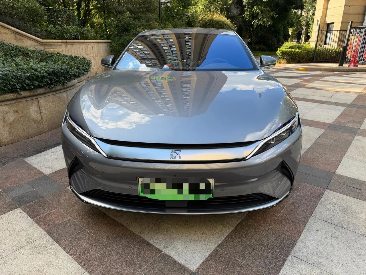 BYD 2020 Han four-wheel drive high-performance flagship automatic gear 2
