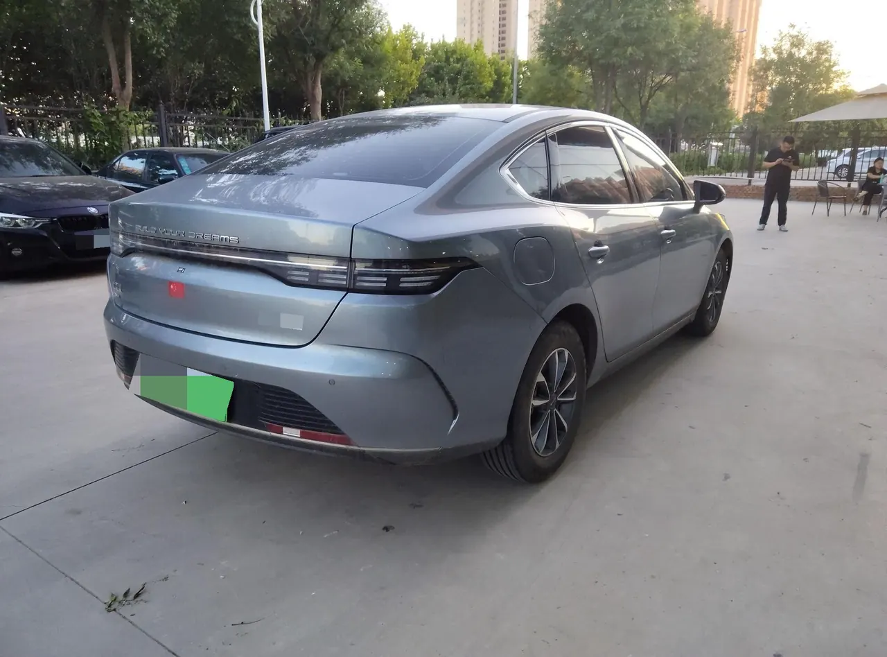 BYD 2024 destroyer 05 DM-i 1.5 stepless glory version 55KM luxury automatic gear 2
