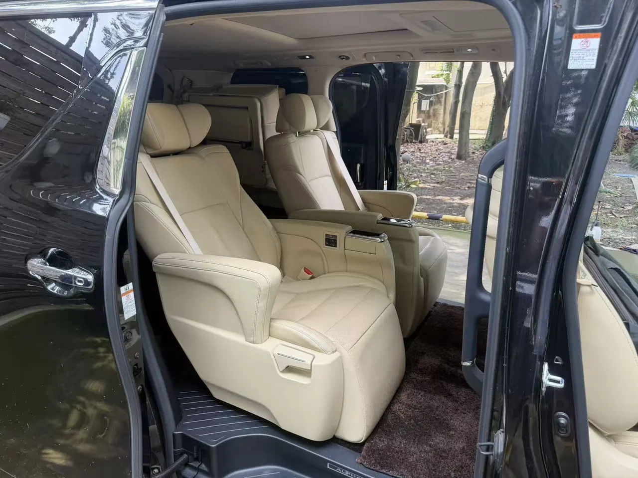 Toyota Erffa (Imported) 2020 Erffa 2.5 Stepless Deluxe Edition Automatic Gear 9