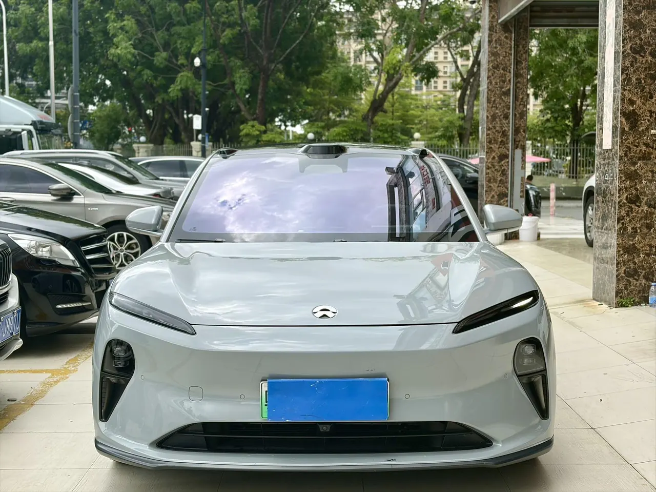 NIO 2024 ET5 75kWh automatic gear 2