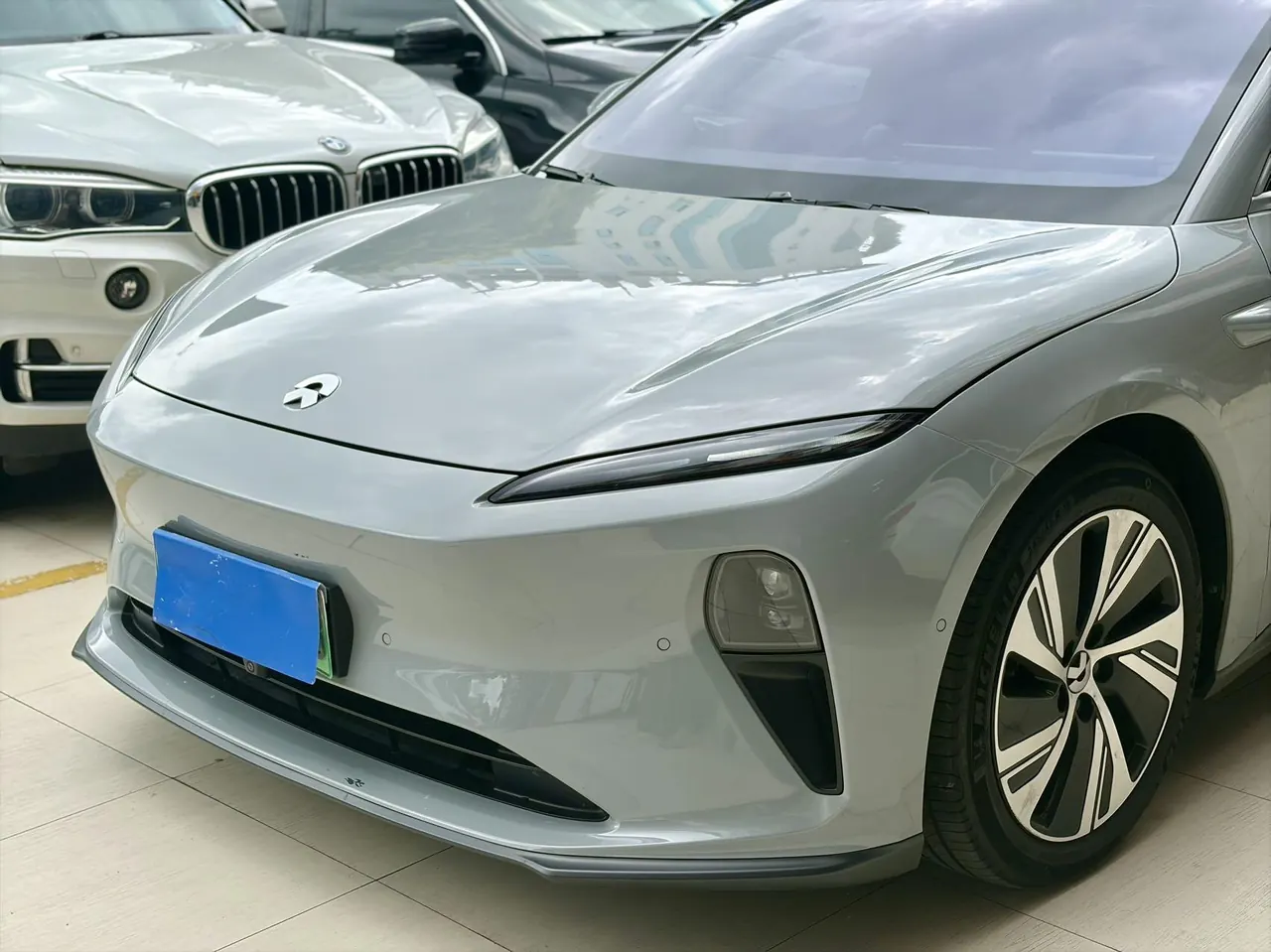 NIO 2024 ET5 75kWh automatic gear 3