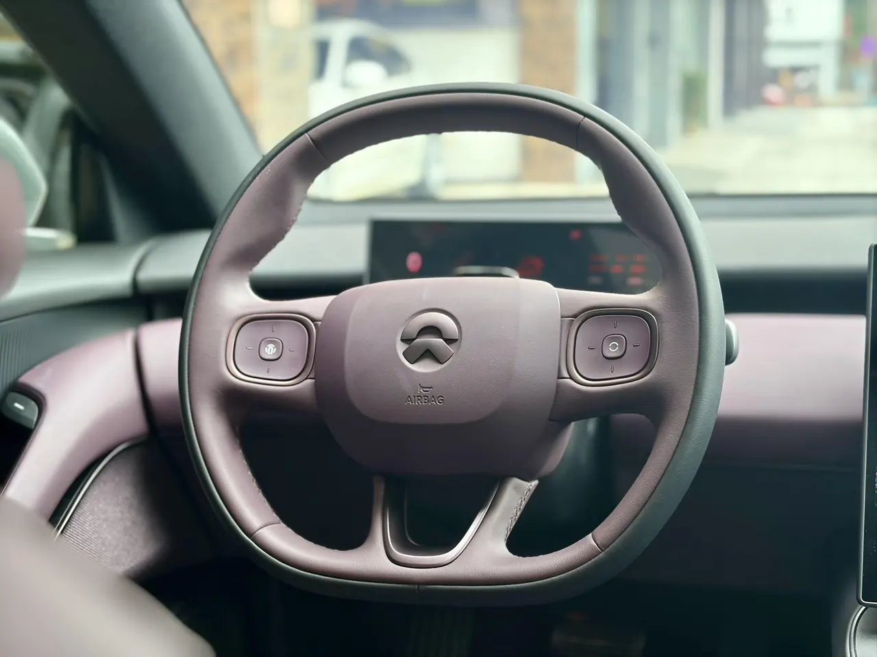 NIO 2024 ET5 75kWh automatic gear 6