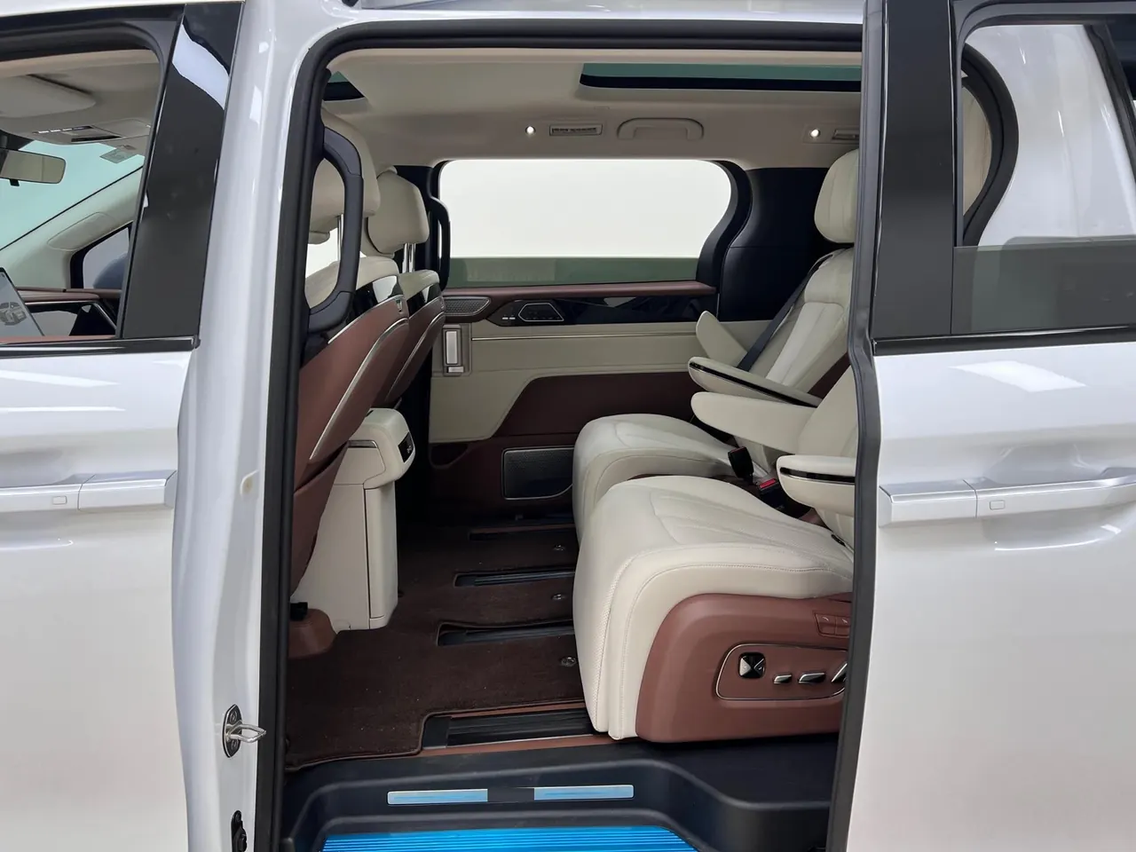 BYD 2025 summer DM-i 1.5T stepless 180km Exceed automatic gear 6