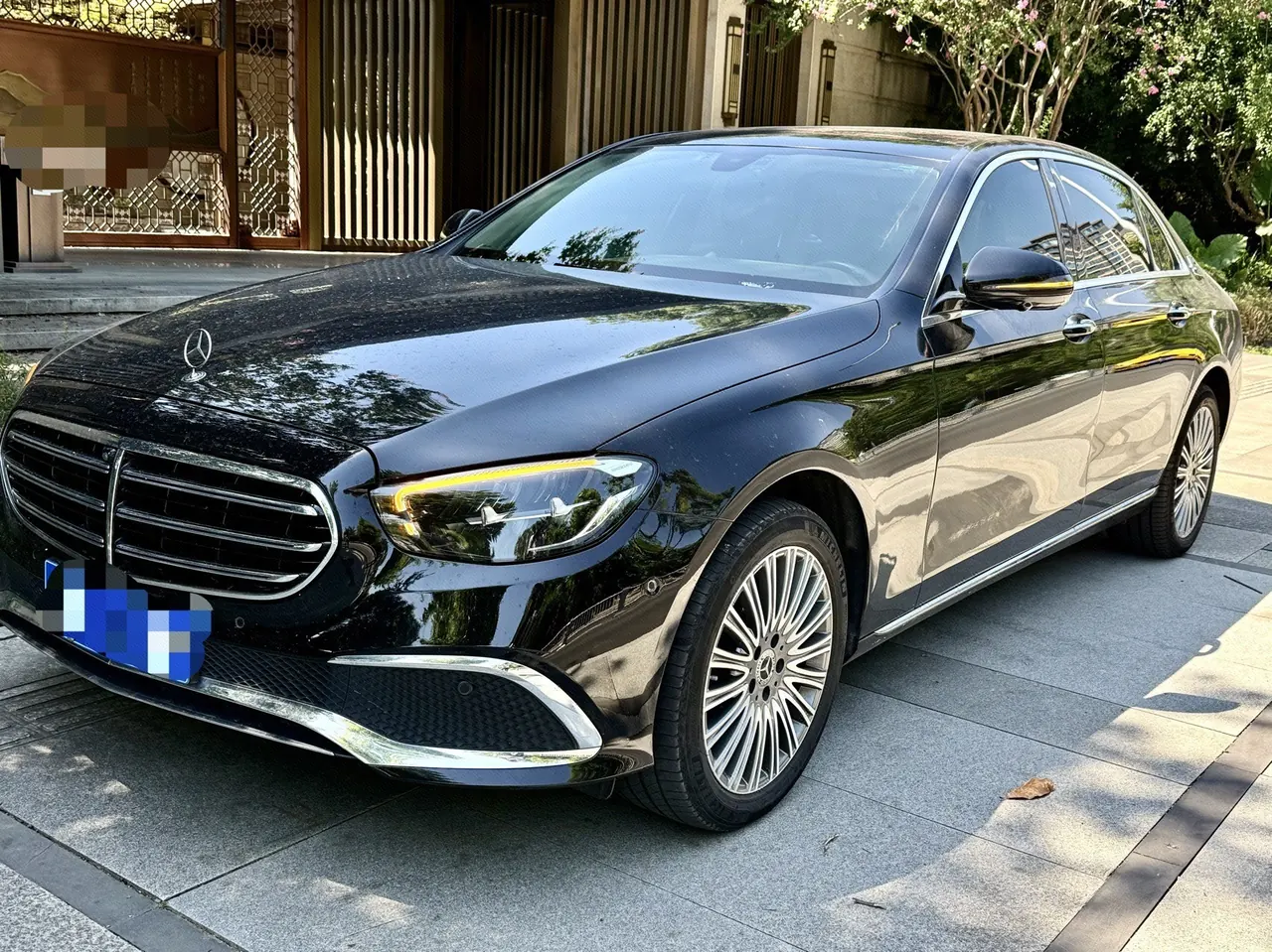 打开图片灯箱:Mercedes Benz E Class 2022 E 300 L 2.0T Fashion (Change 3) Automatic Gear