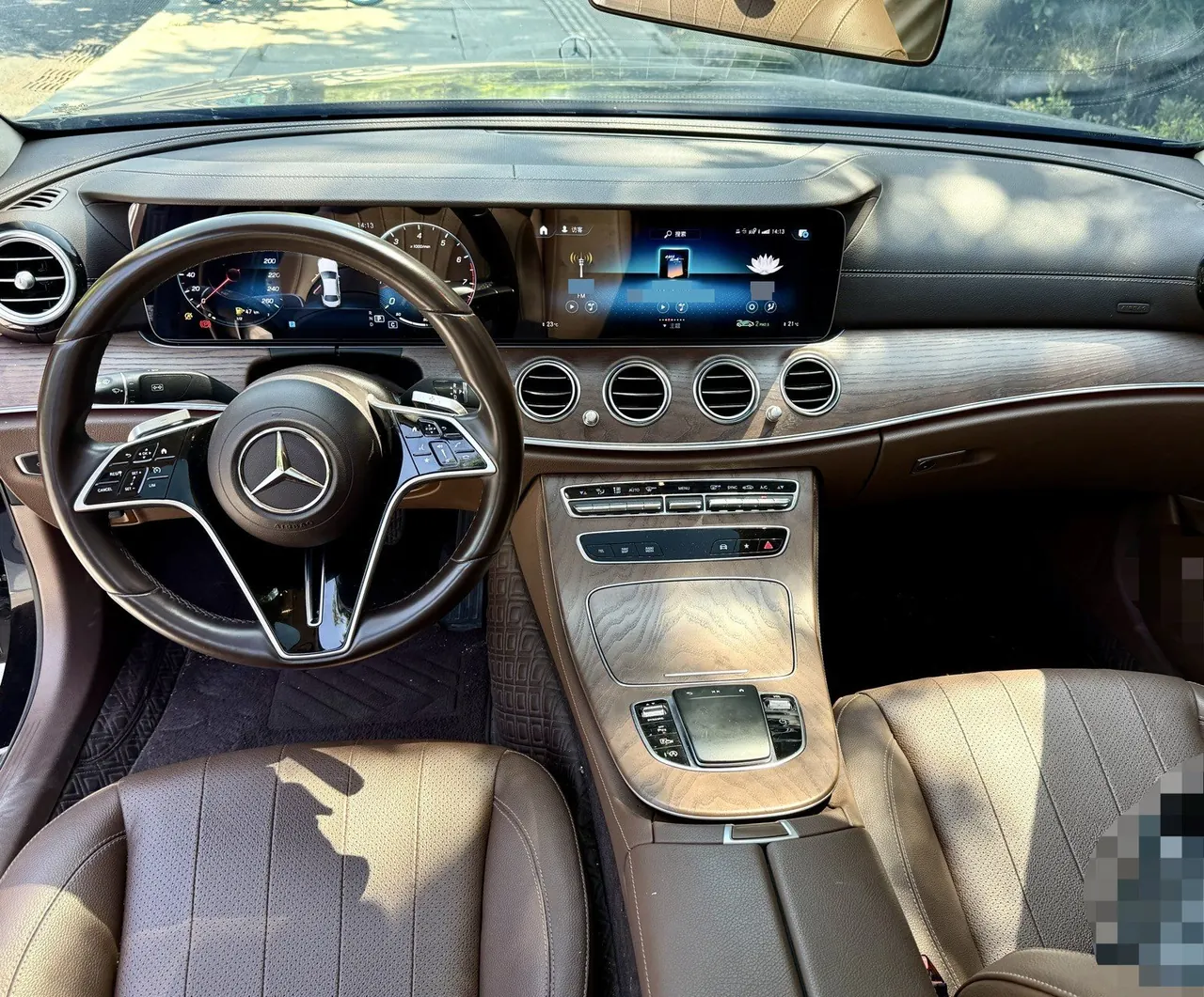 Mercedes Benz E Class 2022 E 300 L 2.0T Fashion (Change 3) Automatic Gear 5