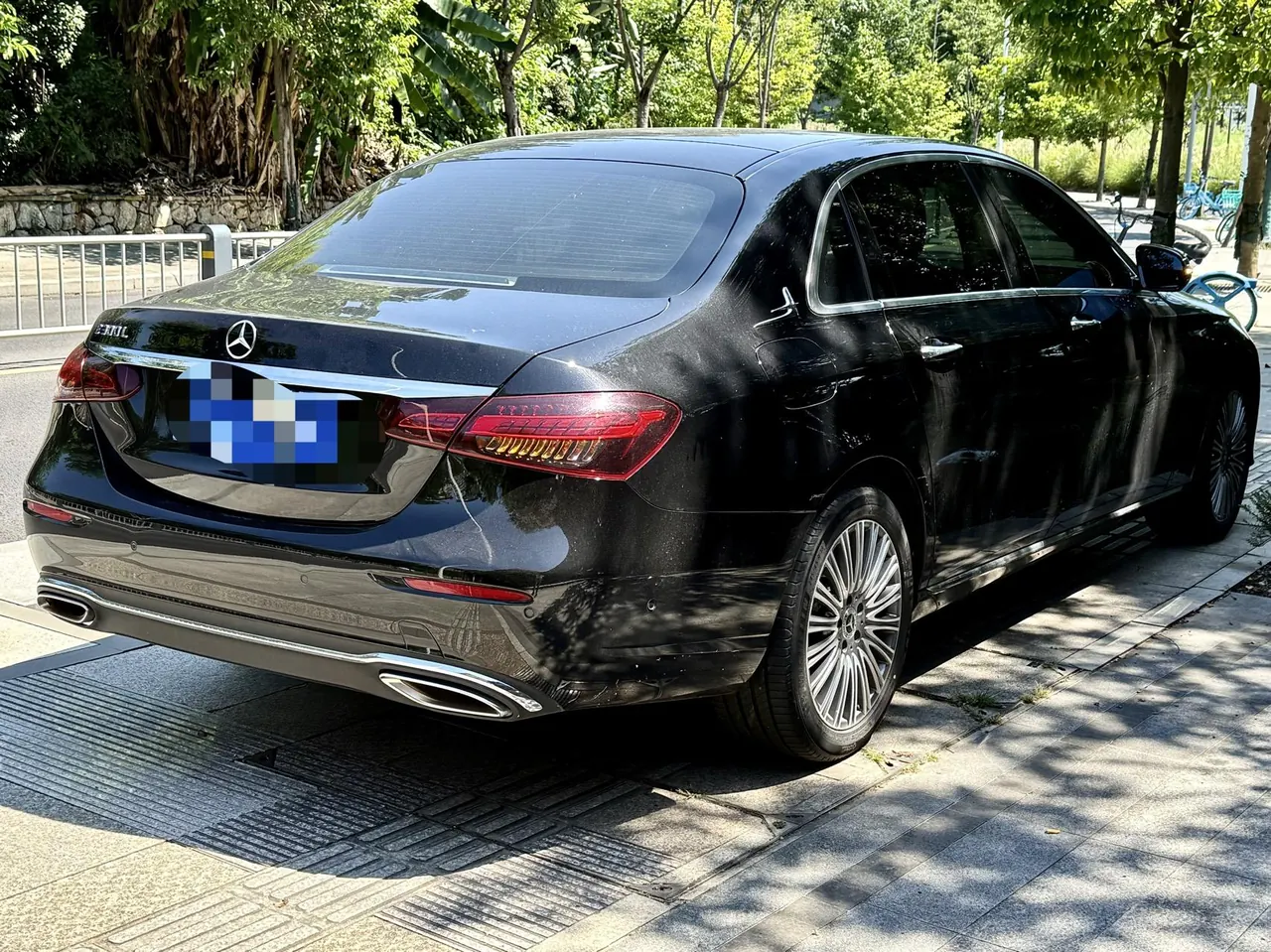 Mercedes Benz E Class 2022 E 300 L 2.0T Fashion (Change 3) Automatic Gear 9