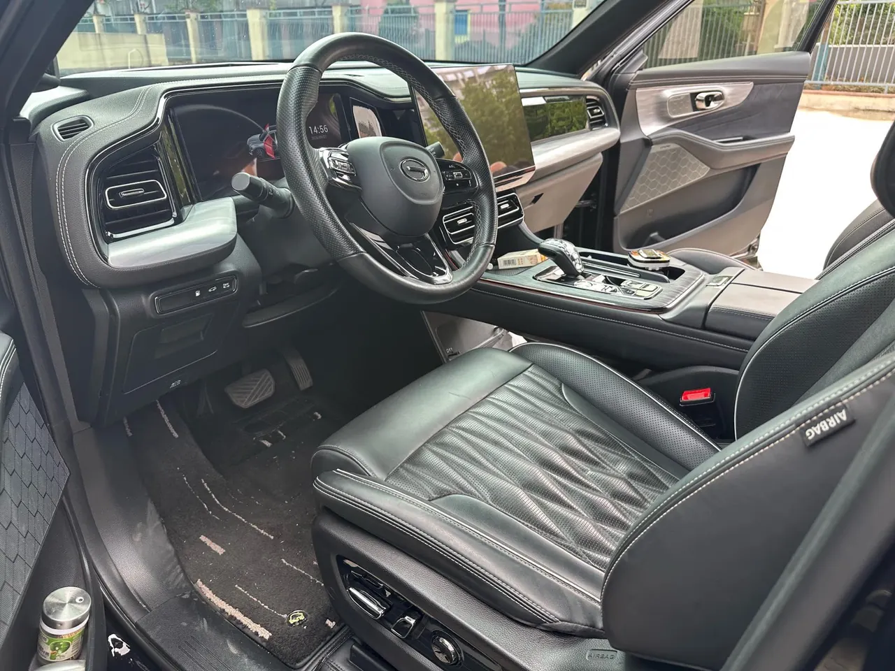 Chuanqi 2022 GS8 Hybrid 2.0TM Stepless Four-wheel Drive Premium Edition Seven-seat Automatic Gear 4