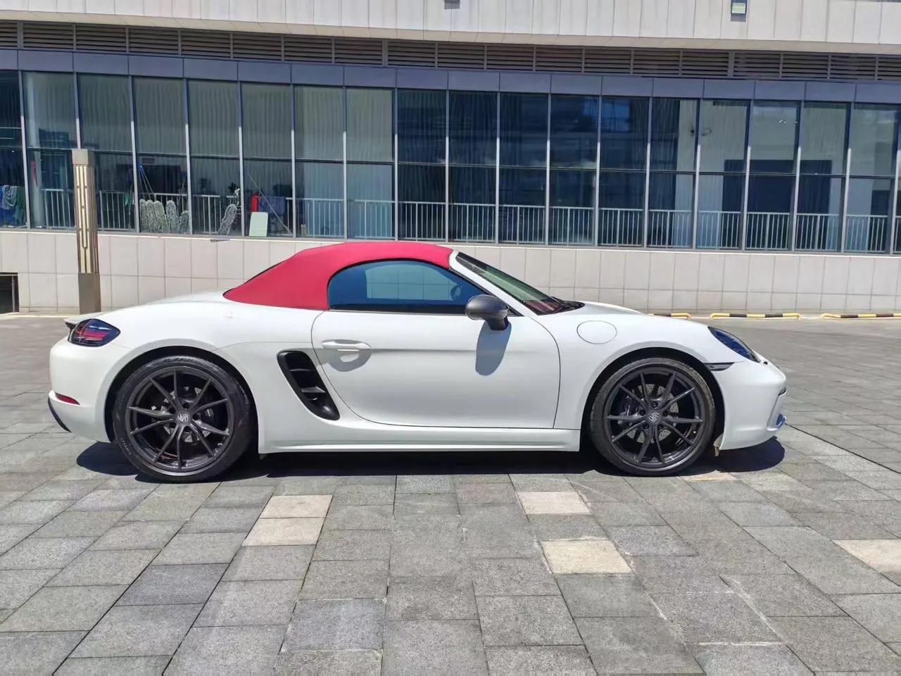 Porsche 718 (Imported) 2022 718 Boxter T 2.0T Automatic 6