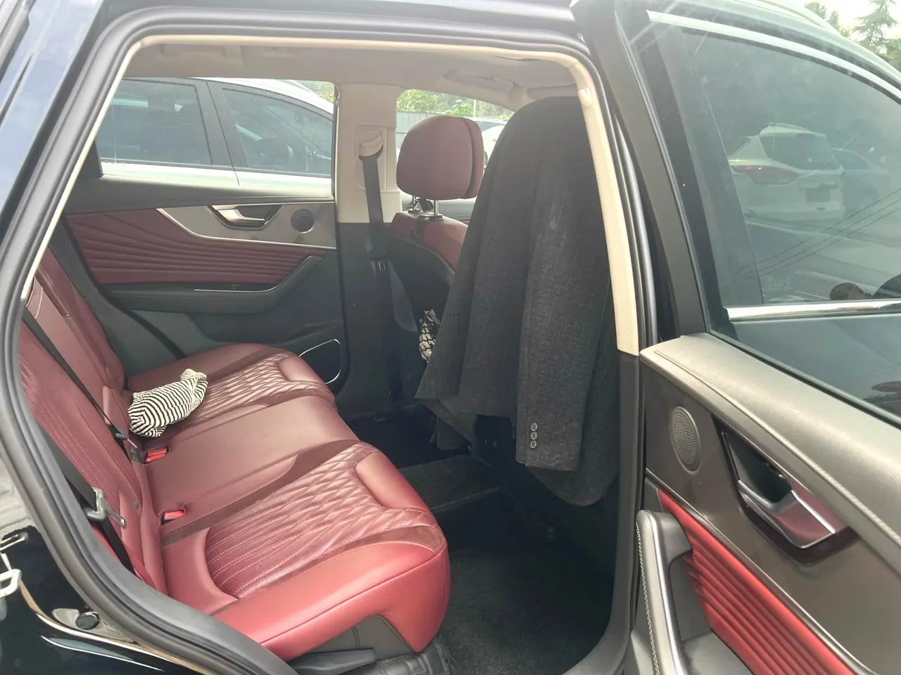 HongQi 2023 HS5 2.0T Flag Enjoy Pro 500000 Commemorative Automatic Gear 7