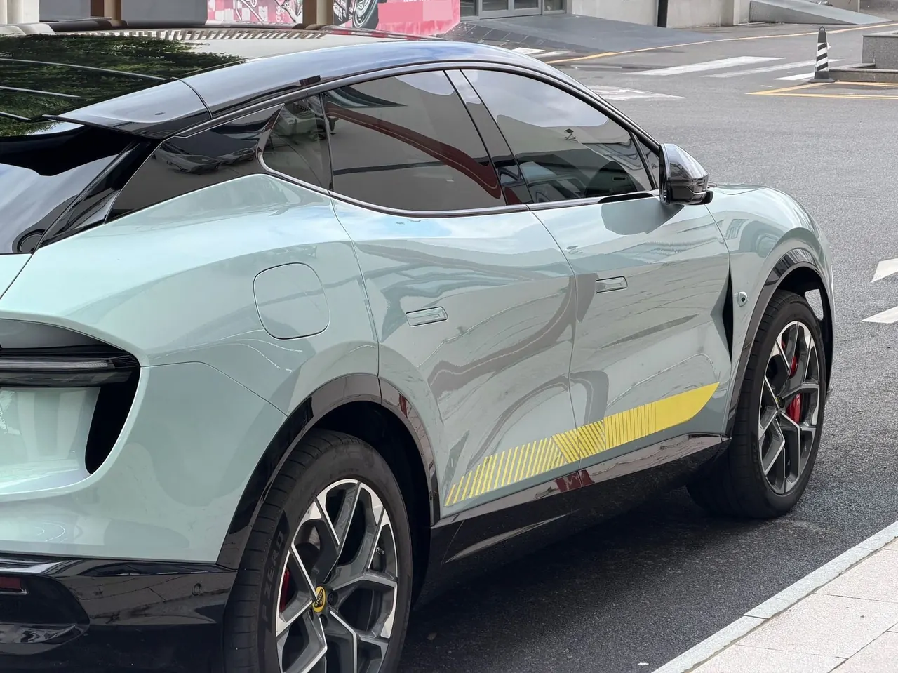 Lotus 2026 FOR ME 2.0T Standard Edition Automatic Gear 4