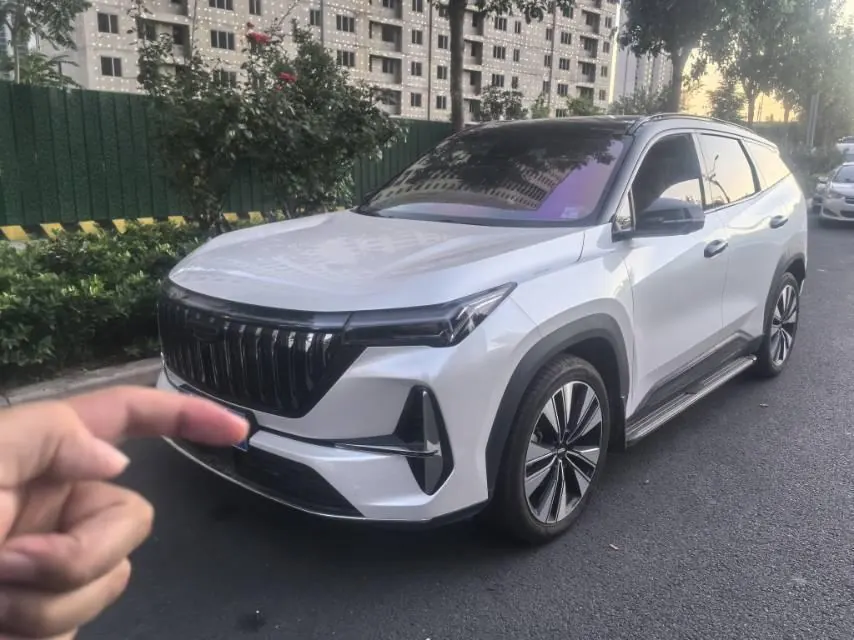Open image lightbox: Geely 2025 Boyue L 1.5TD Splendid Automatic Gear