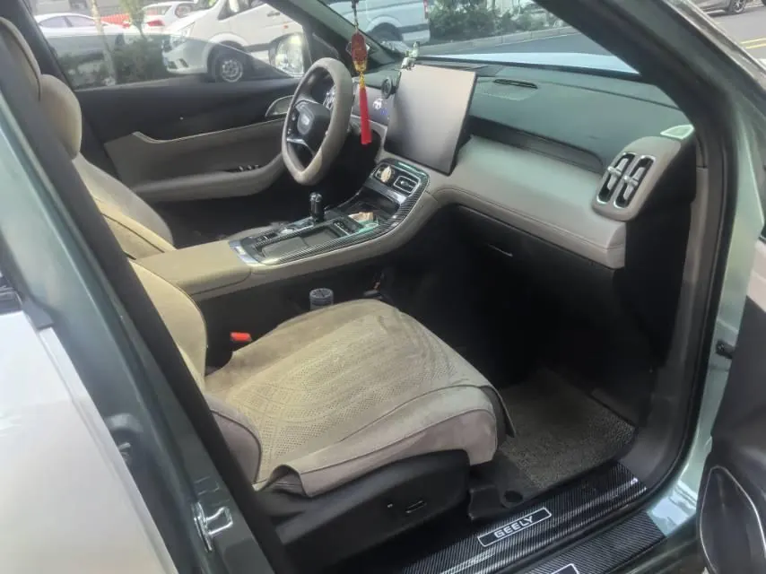Geely 2025 Boyue L 1.5TD Splendid Automatic Gear 3