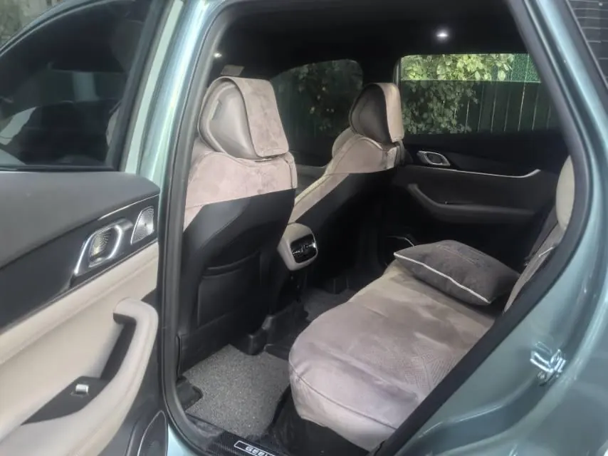 Geely 2025 Boyue L 1.5TD Splendid Automatic Gear 4
