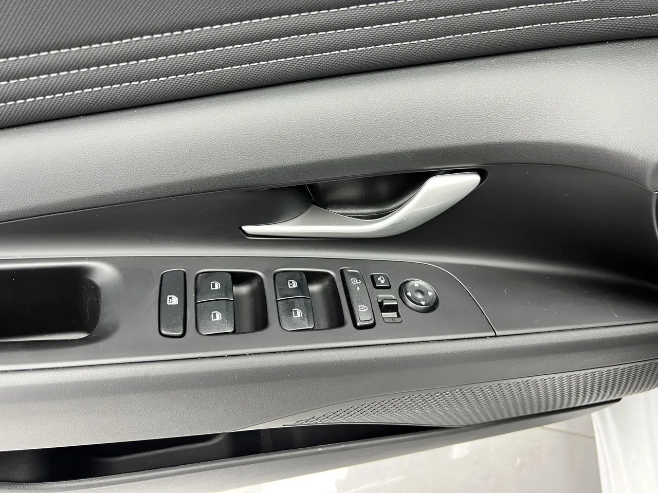 Hyundai 2023 Elantra-sedan 1.5 stepless GLX elite automatic gear 15