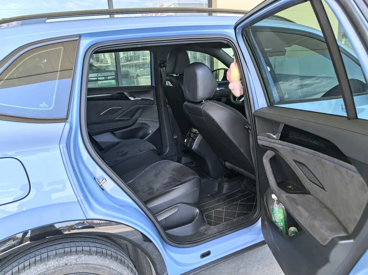 Volkswagen 2024 Tiguan L PRO 2.0TSI 380TSI Four-wheel Drive R-Line Smart Edition Automatic Gear 4